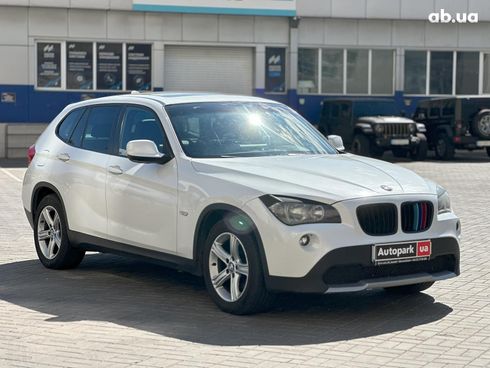 BMW X1 2011 белый - фото 3