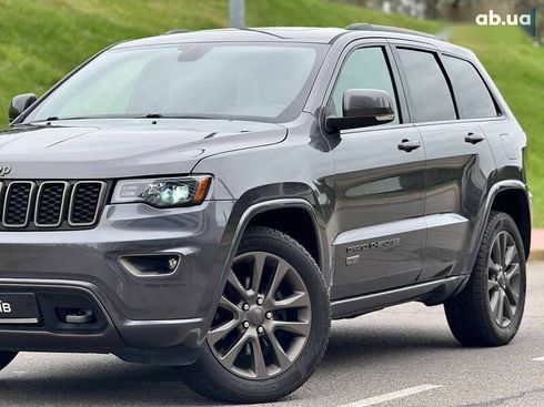 Jeep Grand Cherokee 2016 - фото 3