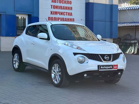 Nissan Juke 2012 белый - фото 3