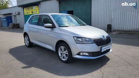 Skoda Fabia 2020 - фото 11