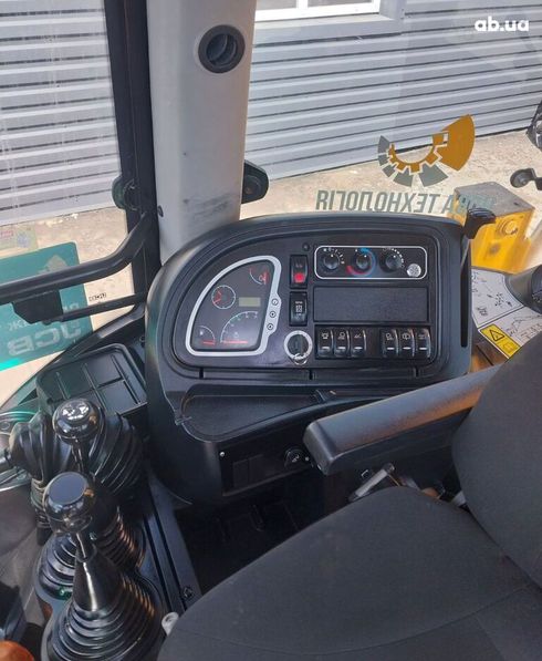 JCB 3 CX 2018 - фото 8