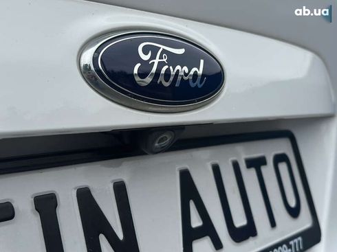 Ford Escape 2014 - фото 13