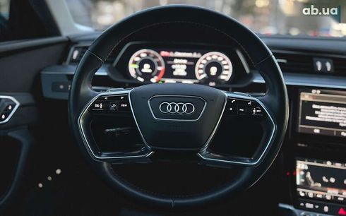 Audi E-Tron 2021 - фото 17