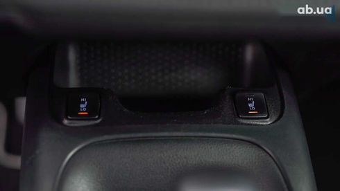 Toyota Corolla 2020 - фото 27