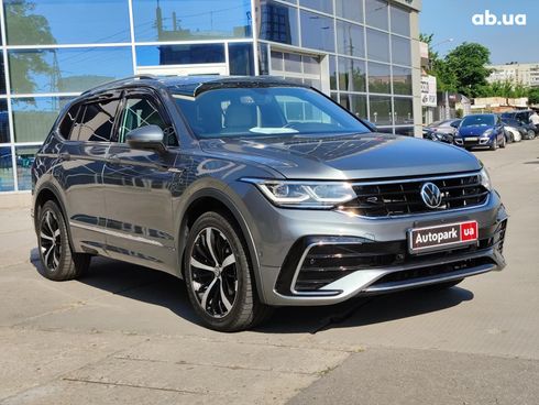 Volkswagen Tiguan 2020 серый - фото 16