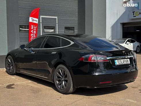 Tesla Model S 2020 - фото 8