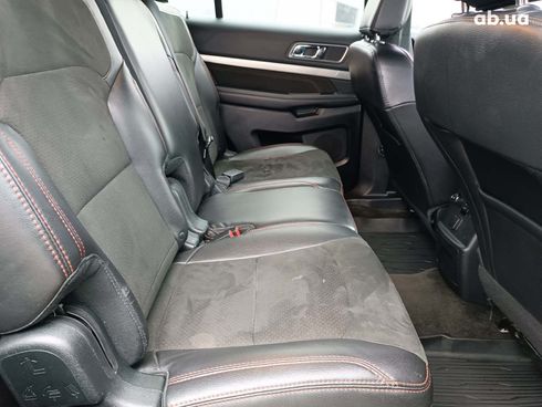 Ford Explorer 2018 черный - фото 167