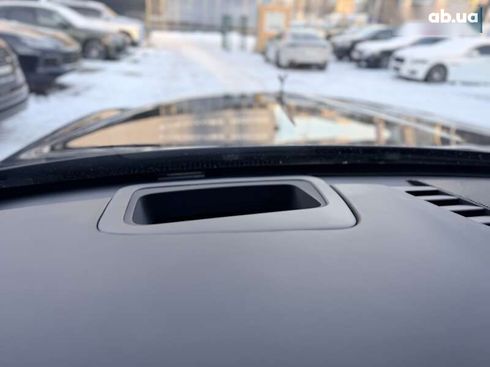 Rolls-Royce Cullinan 2019 - фото 30