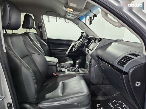 Toyota Land Cruiser Prado 2020 - фото 22