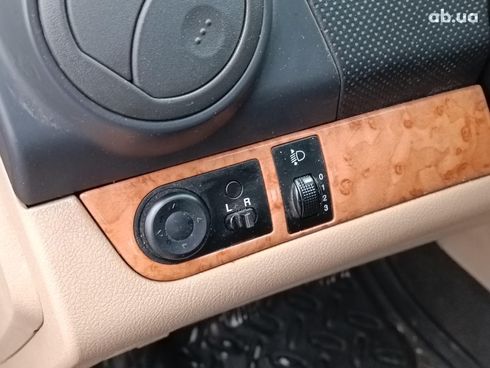 Chevrolet Aveo 2008 оранжевый - фото 15