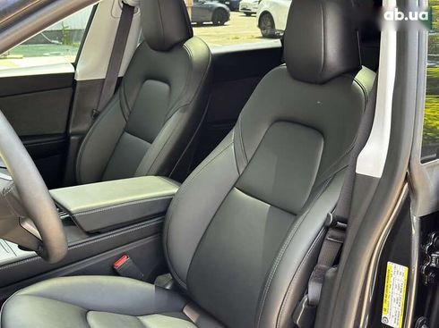 Tesla Model Y 2024 - фото 13