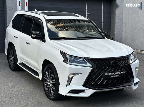 Lexus LX 2019 - фото 8