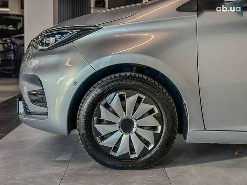 Renault Zoe 2020 - фото 6