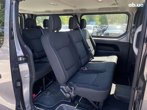 Renault Trafic 2019 - фото 18