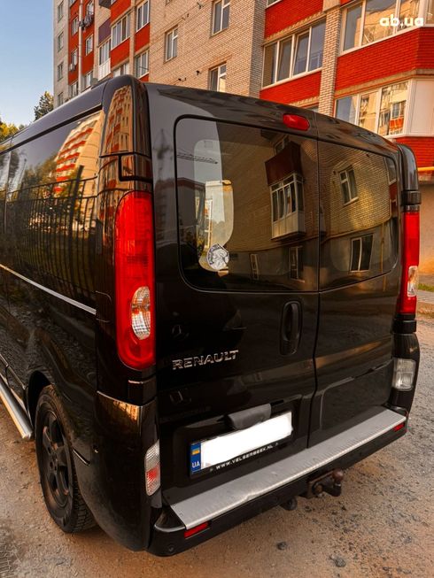 Renault Trafic 2014 черный - фото 4