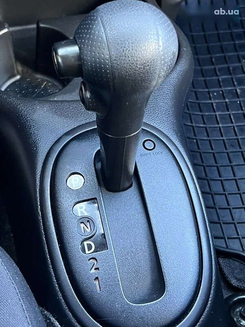 Nissan Micra 2013 - фото 12