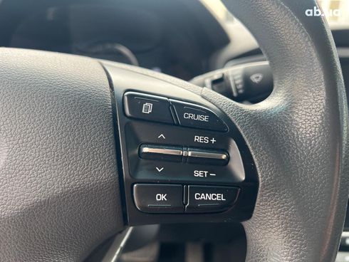 Hyundai Ioniq 2019 красный - фото 30