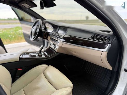 BMW 5 серия 2012 - фото 24