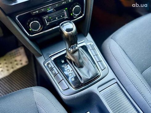 Skoda Superb 2013 - фото 30