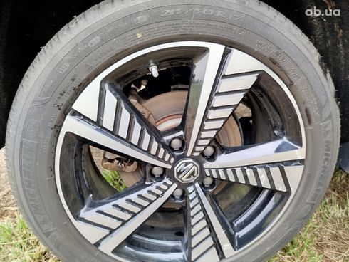 MG ZS EV 2020 синий - фото 19