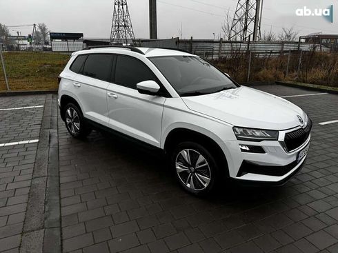 Skoda Karoq 2022 - фото 10
