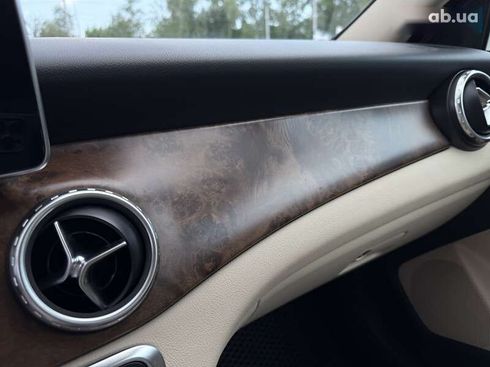 Mercedes-Benz GLA-Класс 2016 - фото 26