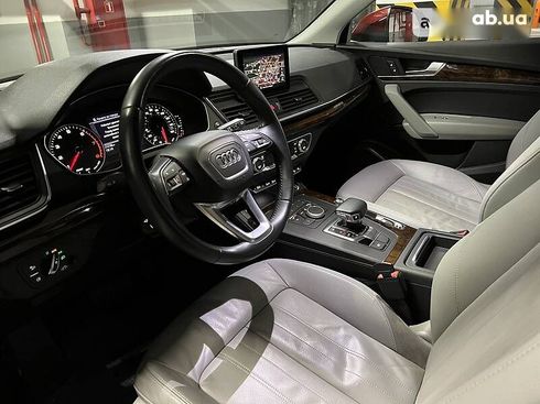 Audi Q5 2018 - фото 24