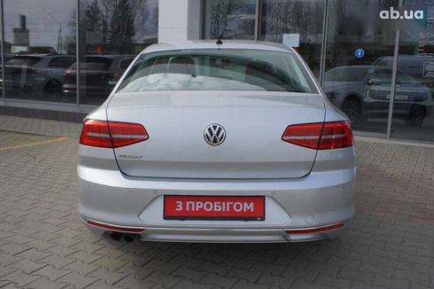 Volkswagen Passat 2018 - фото 7