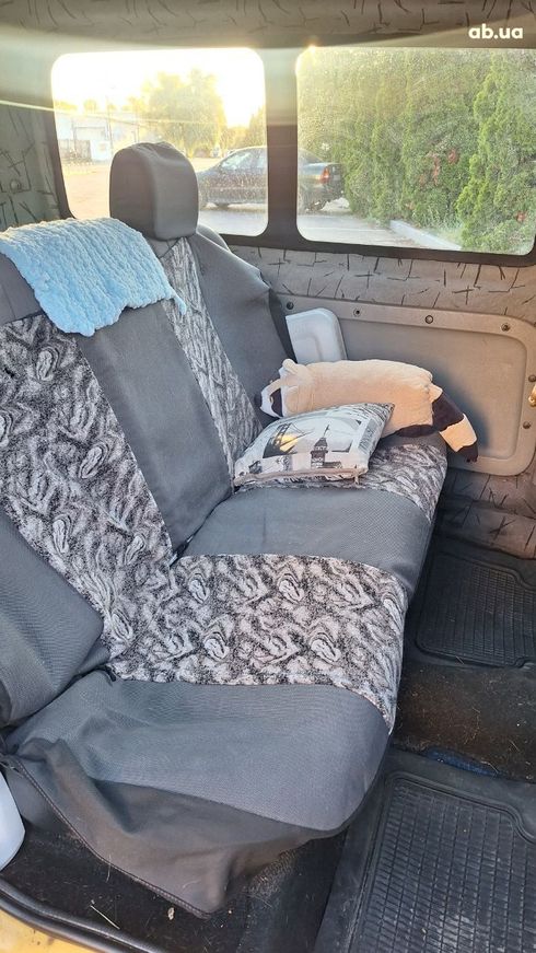 Renault Kangoo 2002 желтый - фото 5