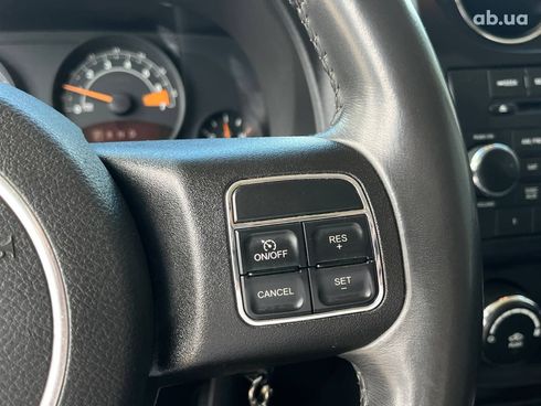 Jeep Patriot 2014 белый - фото 40