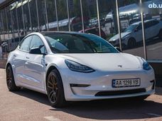Продаж вживаних авто 2019 року в Києві - купити на Автобазарі