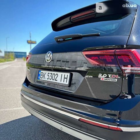 Volkswagen Tiguan 2017 - фото 11