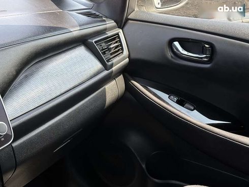 Nissan Leaf 2020 - фото 17