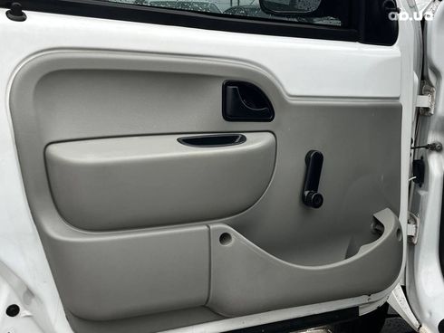 Renault Kangoo 2007 белый - фото 23