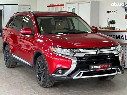 Mitsubishi Outlander 2016 - фото 2