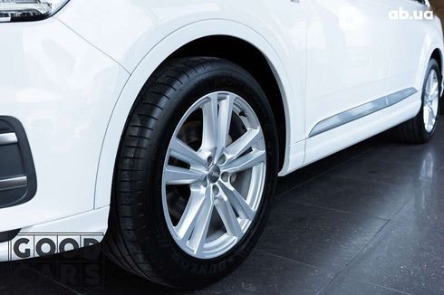 Audi Q7 2017 - фото 13