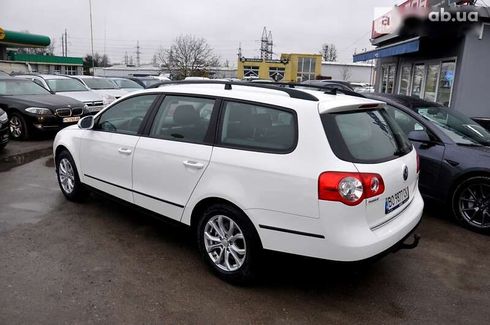 Volkswagen Passat 2010 - фото 10