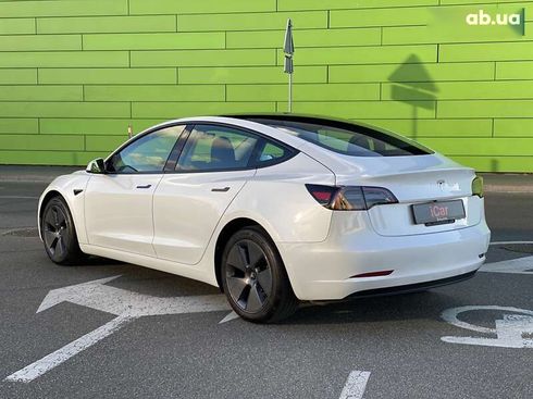 Tesla Model 3 2023 - фото 12