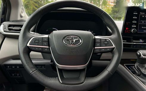 Toyota Sienna 2022 - фото 17