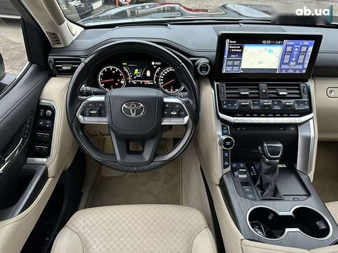 Toyota Land Cruiser 2021 - фото 23