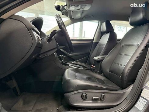 Volkswagen Passat 2014 - фото 21