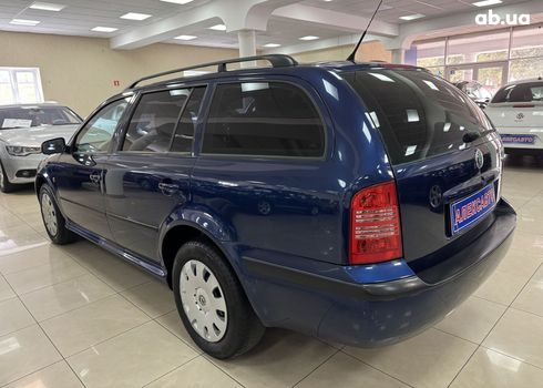 Skoda Octavia 2010 - фото 6