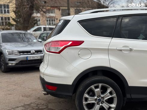 Ford Escape 2015 белый - фото 38