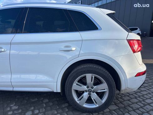 Audi Q5 2019 белый - фото 18