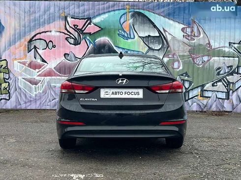 Hyundai Elantra 2018 - фото 7