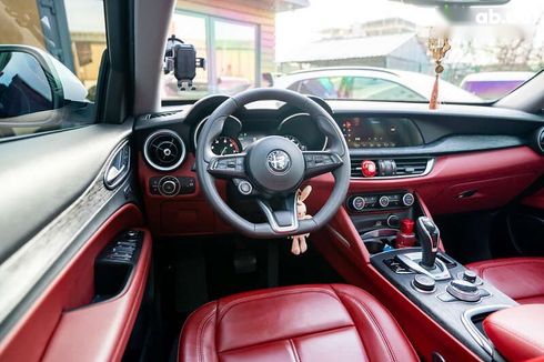 Alfa Romeo Stelvio 2020 - фото 24