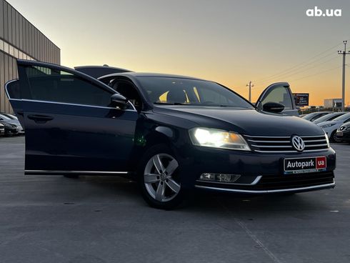 Volkswagen passat b7 2014 синий - фото 23