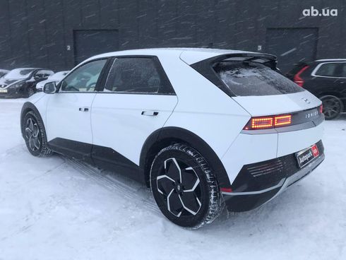 Hyundai Ioniq 2022 белый - фото 21