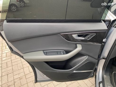 Audi Q8 2019 серый - фото 24