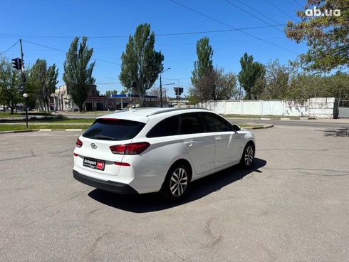 Hyundai i30 2017 белый - фото 5